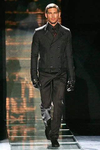 Look 17